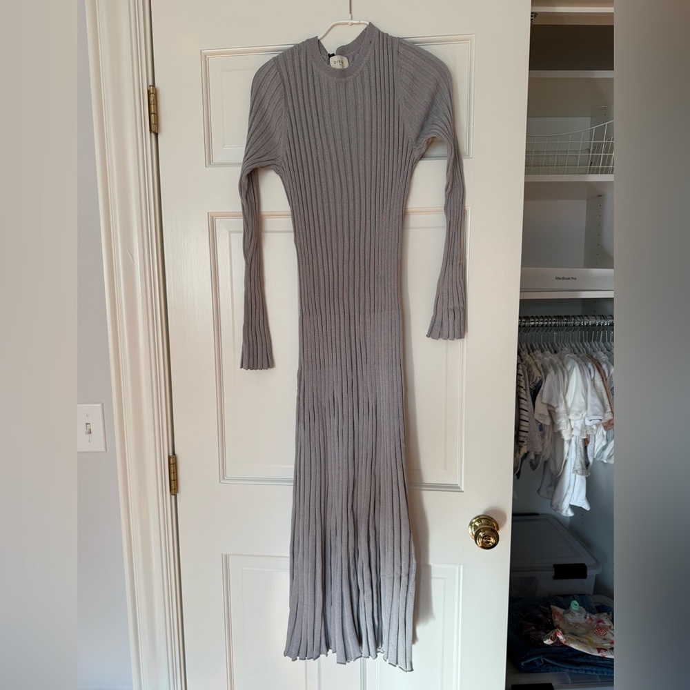 DISSH Ada Silver Long Sleeve Ribbed Knit Midi Dress in Gray